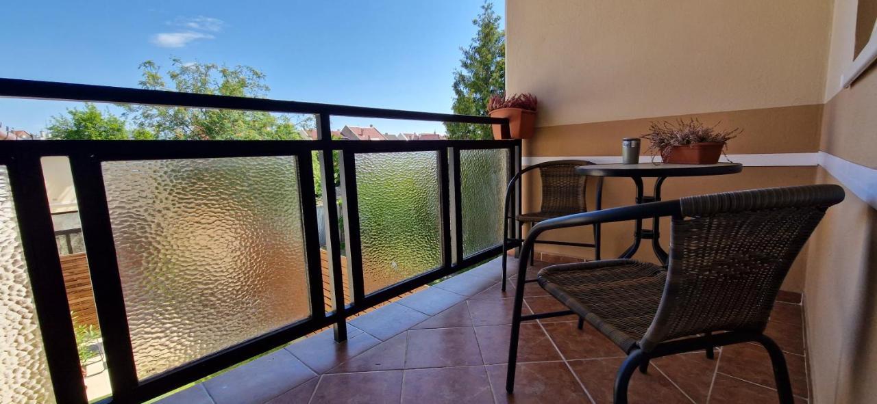 Zenloft Apartman Έγκερ Εξωτερικό φωτογραφία